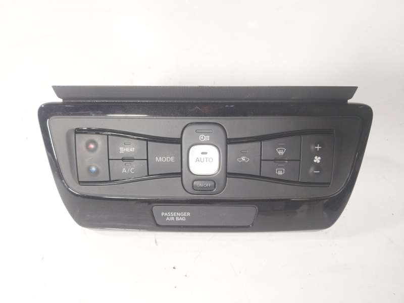 Recambio de mando climatizador para nissan leaf (ze1) electric referencia OEM IAM  275005SE0B 