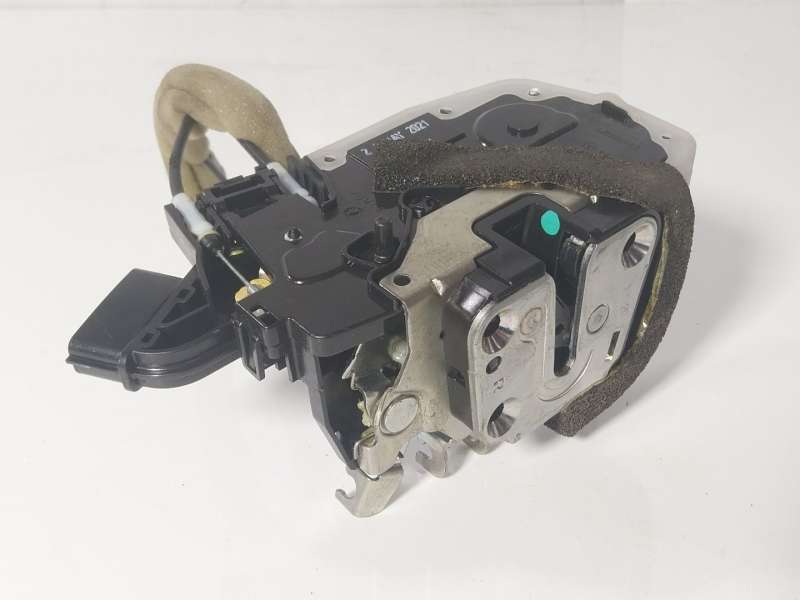 Recambio de cerradura puerta trasera derecha para nissan leaf (ze1) electric referencia OEM IAM  Y2614510 