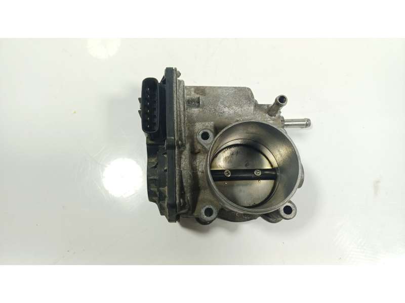 Recambio de caja mariposa para toyota auris (_e18_) 1.8 hybrid (zwe186_) referencia OEM IAM  220300T110 