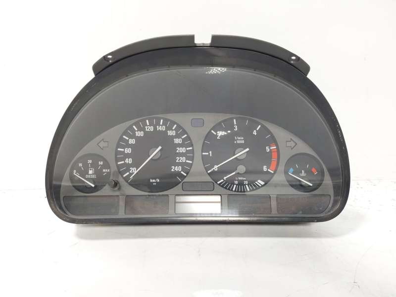 Recambio de cuadro instrumentos para bmw 5 (e39) 525 tds referencia OEM IAM 62106942232  