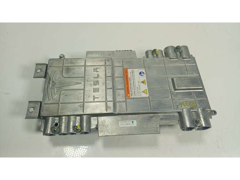 Recambio de modulo electronico para tesla model s 60 referencia OEM IAM  103302010D 