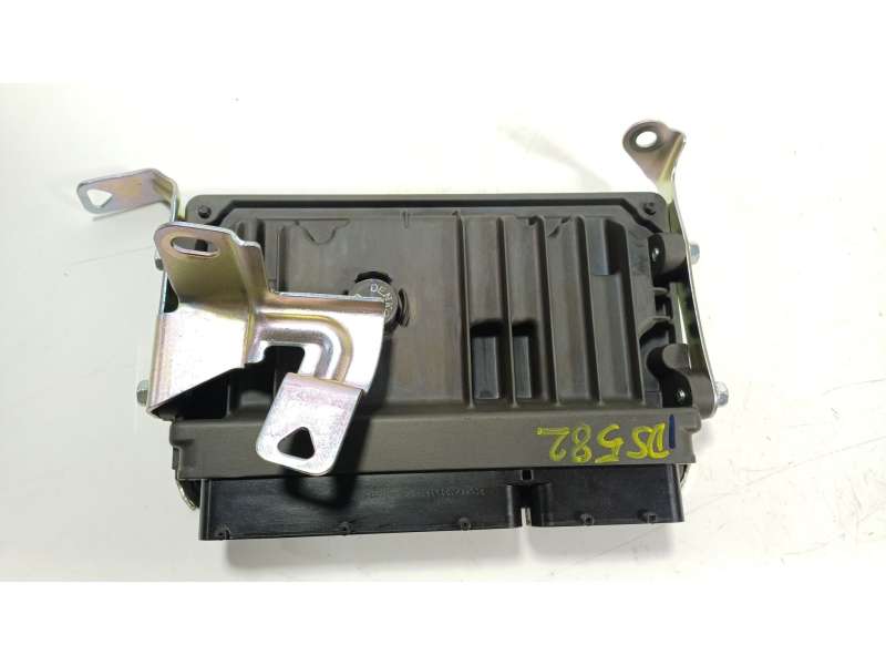 Recambio de centralita motor uce para toyota c-hr 1.8 16v hev referencia OEM IAM  8966602D91 