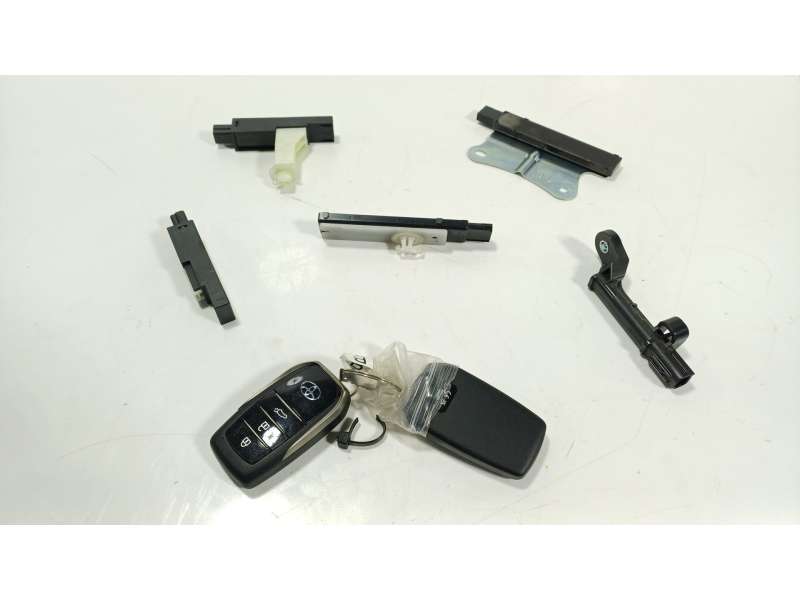 Recambio de conmutador de arranque para toyota c-hr 1.8 16v hev referencia OEM IAM  54354492 