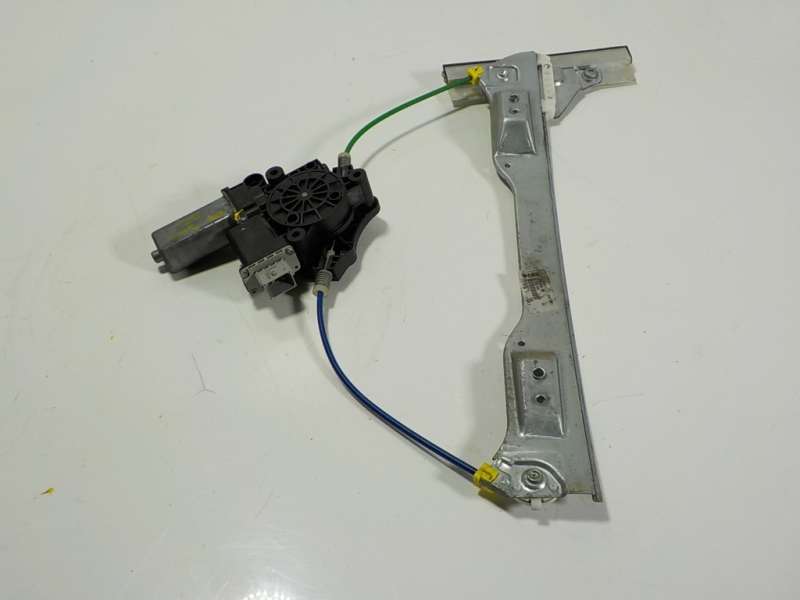 Recambio de elevalunas delantero derecho para opel corsa e 1.4 referencia OEM IAM 13447039 541613212 
