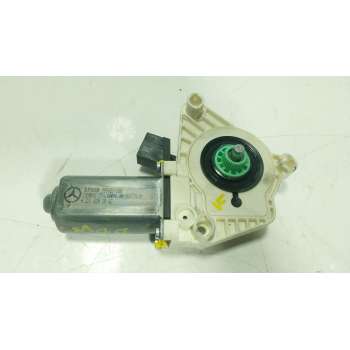 MOTOR ELEVALUNAS DELANTERO DERECHO A2218202842 A2218202842 997457100