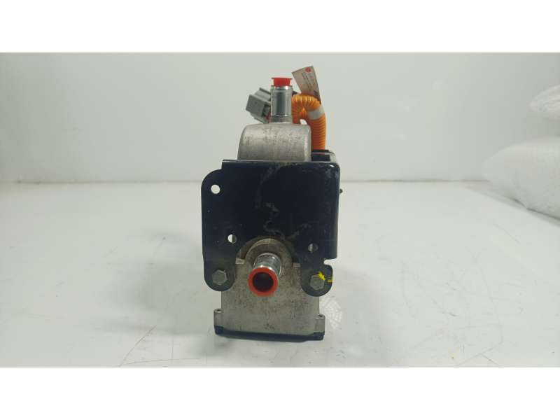 Recambio de radiador agua para tesla model s 60 referencia OEM IAM  103890100K LG21D60022282