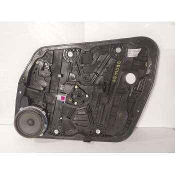 ELEVALUNAS DELANTERO DERECHO 82460F1020 QLE17FR8M19