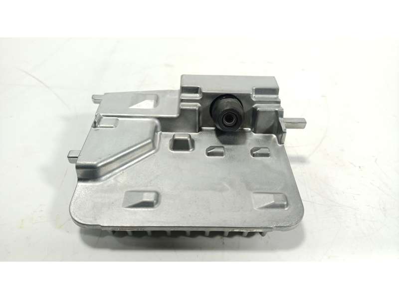 Recambio de modulo electronico para toyota c-hr 1.8 16v hev referencia OEM IAM  8646C10021 1003507042
