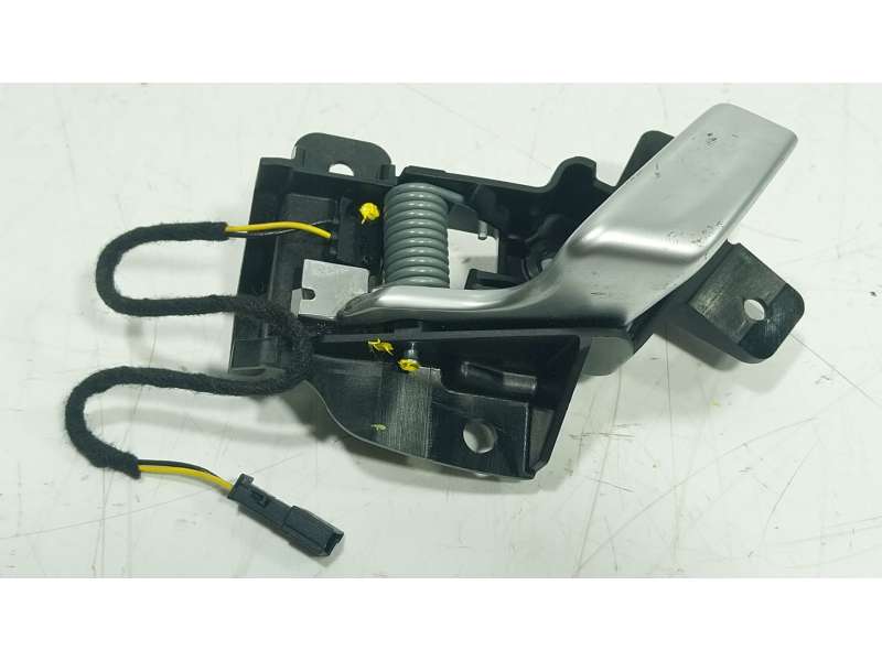 Recambio de maneta interior trasera izquierda para tesla model s 60 referencia OEM IAM  100843500E 