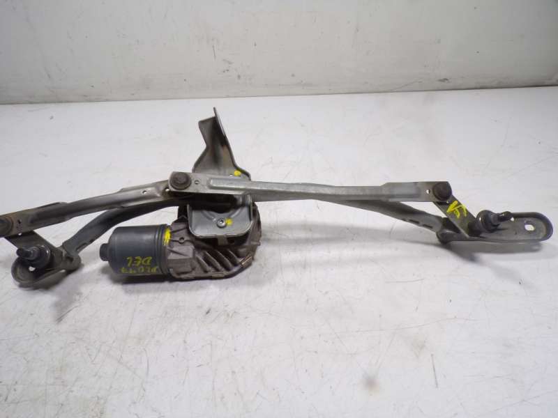Recambio de motor limpia delantero para bmw serie 5 touring (f11) 520d xdrive referencia OEM IAM 61617306266 1397220943 