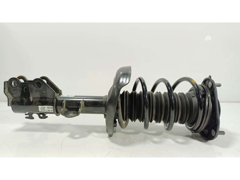 Recambio de amortiguador delantero derecho para toyota c-hr 1.8 16v hev referencia OEM IAM  48510F4230 