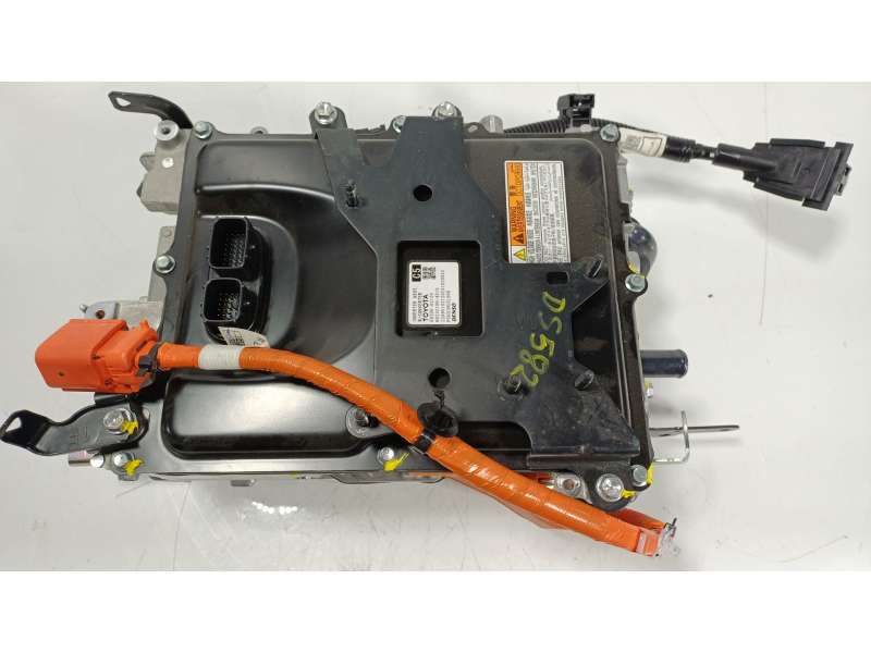 Recambio de convertidor de voltaje para toyota c-hr 1.8 16v hev referencia OEM IAM  G920002120 