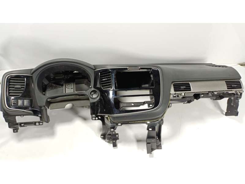 Recambio de salpicadero para mitsubishi outlander iii van (gf_w, gg_w) di-d 4wd (gf6w) referencia OEM IAM  7030A311 