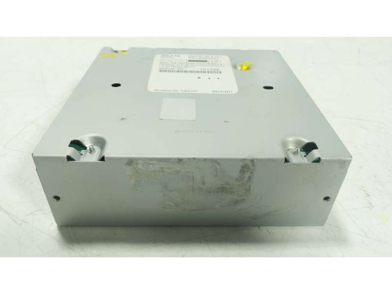Recambio de sistema audio / radio cd para tesla model s 60 referencia OEM IAM  100478703B CRLX52F0GD