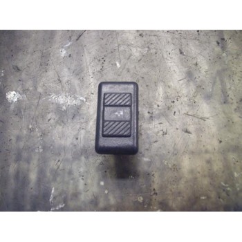 MANDO ELEVALUNAS DELANTERO DERECHO 