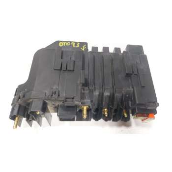 CAJA RELES / FUSIBLES A2215401250 2215401250 