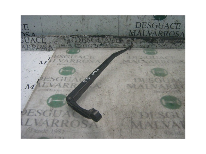 Recambio de brazo limpia delantero derecho para nissan almera (n16/e) comfort referencia OEM IAM   