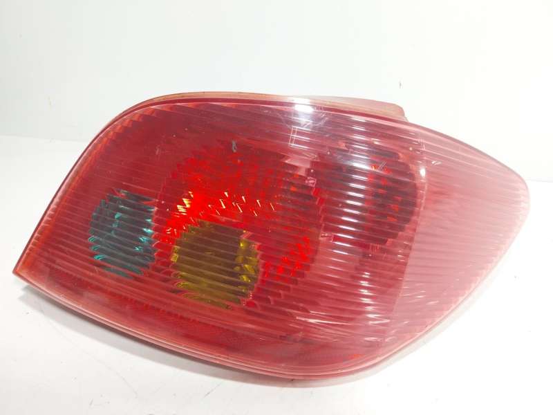 Recambio de piloto trasero derecho para peugeot 307 (3a/c) 1.4 hdi referencia OEM IAM   
