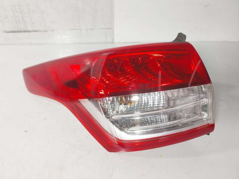 Recambio de piloto trasero izquierdo para ford kuga ii (dm2) 2.0 tdci 4x4 referencia OEM IAM 2039549  
