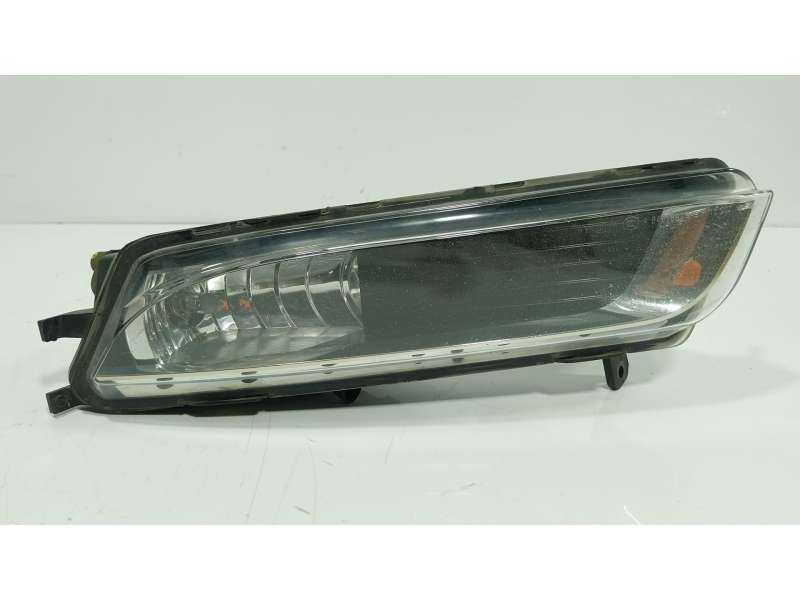 Recambio de faro antiniebla derecho para volkswagen cc b7 (358) 2.0 tdi referencia OEM IAM  3C8941700 