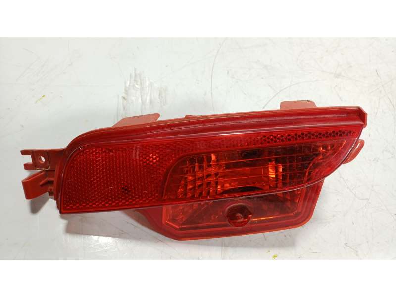 Recambio de piloto trasero antiniebla derecho para fiat 600 1.2 mild hybrid referencia OEM IAM  52244389 