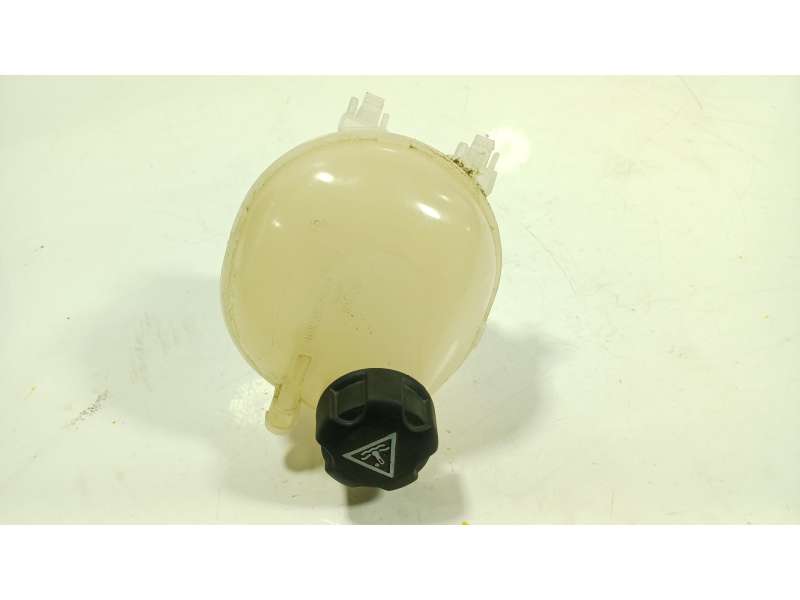 Recambio de deposito expansion para fiat 600 1.2 mild hybrid referencia OEM IAM  9824198680 