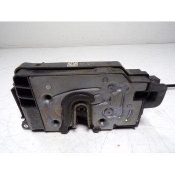 CERRADURA PUERTA DELANTERA DERECHA A4477200235 A4477200235 