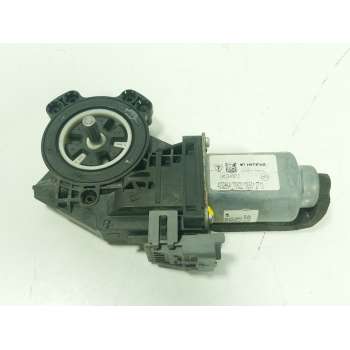 MOTOR ELEVALUNAS DELANTERO DERECHO 430105G0 2206010405051