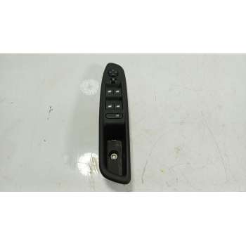 MANDO ELEVALUNAS DELANTERO IZQUIERDO 98421760ZD00 