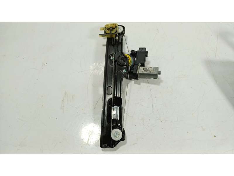 Recambio de elevalunas delantero izquierdo para fiat 600 1.2 mild hybrid referencia OEM IAM   