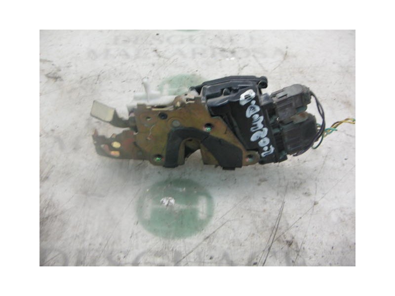 Recambio de cerradura puerta delantera derecha para peugeot 605 srdt referencia OEM IAM   