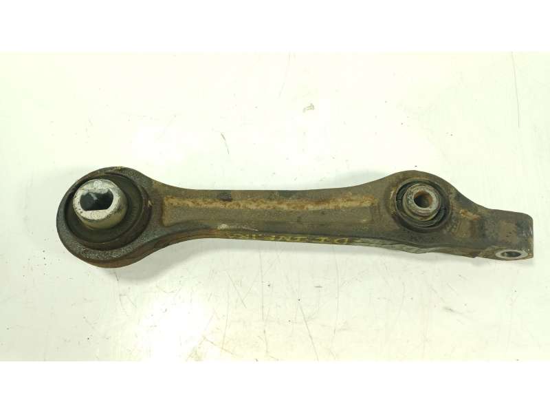 Recambio de brazo suspension inferior delantero izquierdo para chrysler 300c (lx, le) 3.5 referencia OEM IAM  04782561AE 
