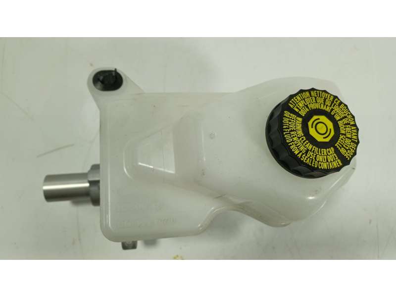 Recambio de bomba freno para toyota c-hr 1.8 16v hev referencia OEM IAM   020486499H