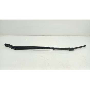 BRAZO LIMPIA DELANTERO DERECHO 9822931880 