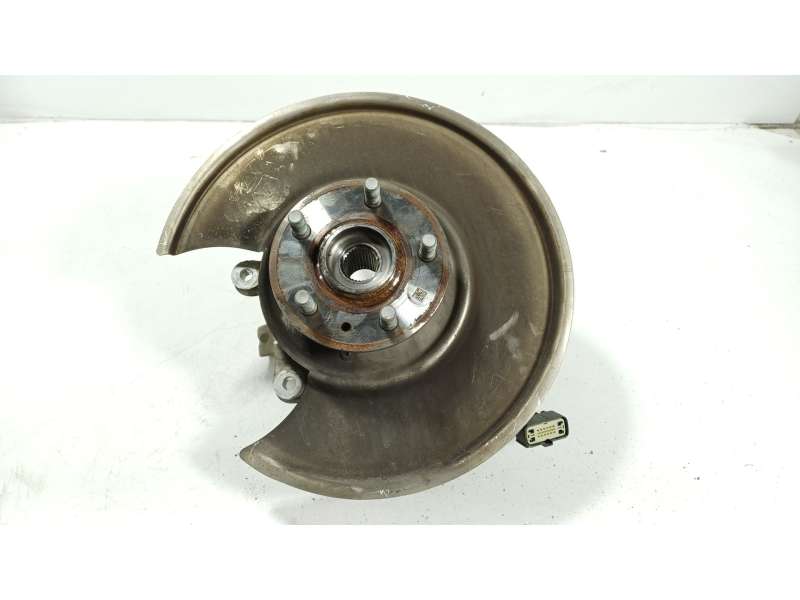 Recambio de mangueta trasera derecha para tesla model x plaid 1020cv referencia OEM IAM   