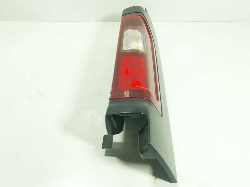Recambio de piloto trasero derecho para nissan nv300 furgoneta (x82) 2.0 dci 145 referencia OEM IAM   
