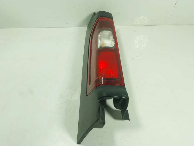 Recambio de piloto trasero izquierdo para nissan nv300 furgoneta (x82) 2.0 dci 145 referencia OEM IAM   