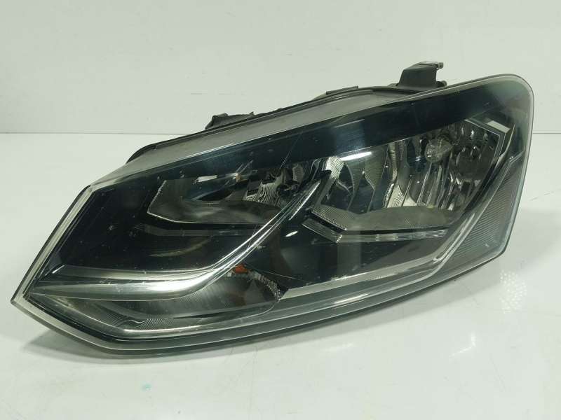 Recambio de faro izquierdo para volkswagen polo v (6r1, 6c1) 1.2 tsi 16v referencia OEM IAM  6C1941005 