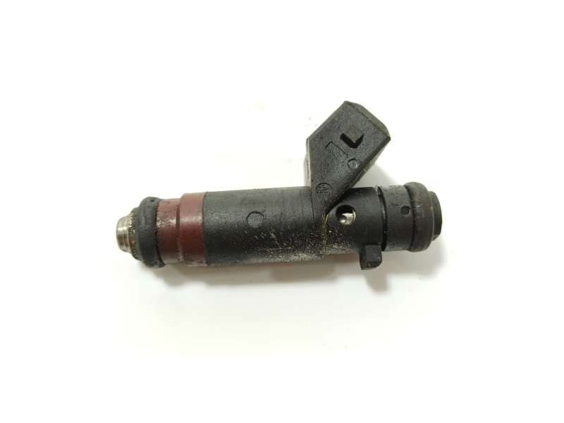 Recambio de inyector para mercedes-benz clase cl (w215) coupe 5.8 v12 36v cat referencia OEM IAM  1370780049 