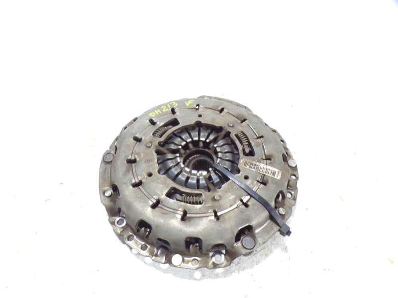 Recambio de kit embrague para bmw serie 1 lim. (f21) 2.0 turbodiesel referencia OEM IAM 21208631807  