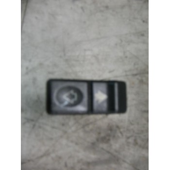 MANDO ELEVALUNAS DELANTERO DERECHO 