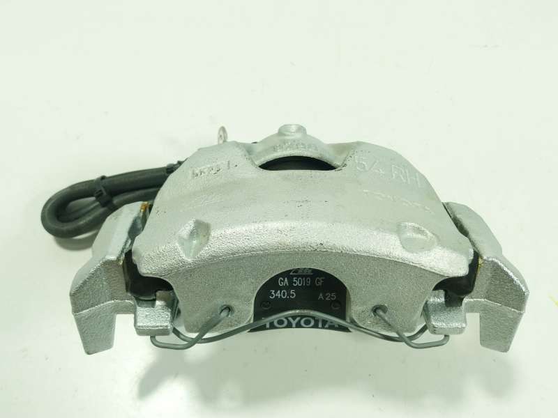 Recambio de pinza freno delantera derecha para toyota yaris (_p21_, _pa1_, _ph1_) 1.5 hybrid (mxph10) referencia OEM IAM   