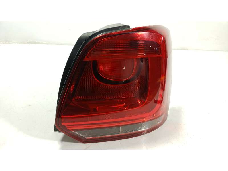 Recambio de piloto trasero derecho para volkswagen polo v (6r1, 6c1) 1.6 tdi referencia OEM IAM  6R0945096AF 