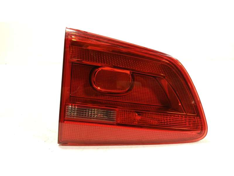Recambio de piloto trasero izquierdo interior para volkswagen touran (1t3) 1.6 tdi referencia OEM IAM   