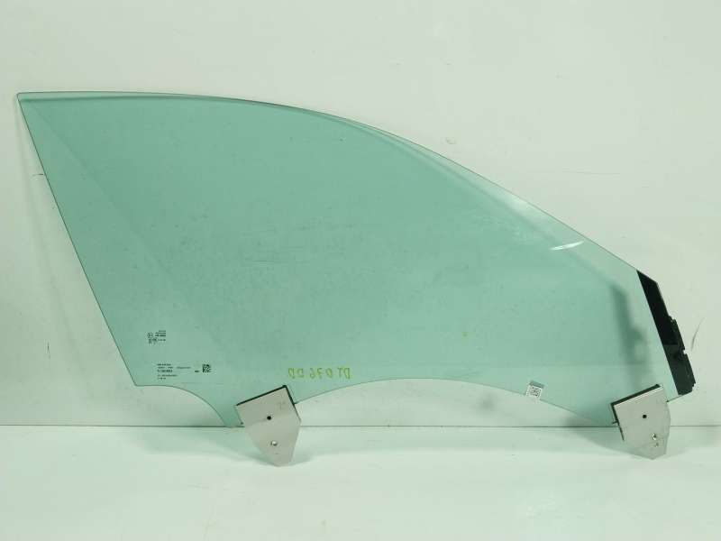 Recambio de cristal puerta delantero derecho para porsche taycan (y1a) 4s referencia OEM IAM   