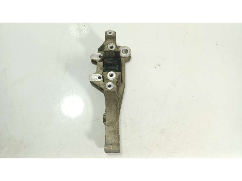 Recambio de soporte motor derecho para porsche taycan (y1a) 4s referencia OEM IAM  9J1413358A 