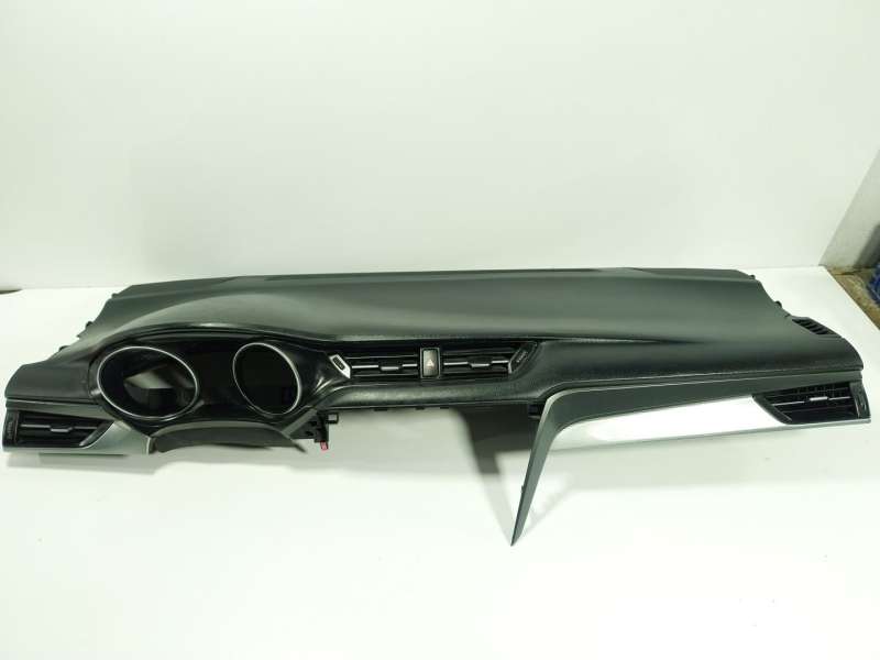 Recambio de salpicadero para toyota avensis station wagon (_t27_) 2.0 d-4d (wwt271_) referencia OEM IAM 5530205100C0 0589P100079