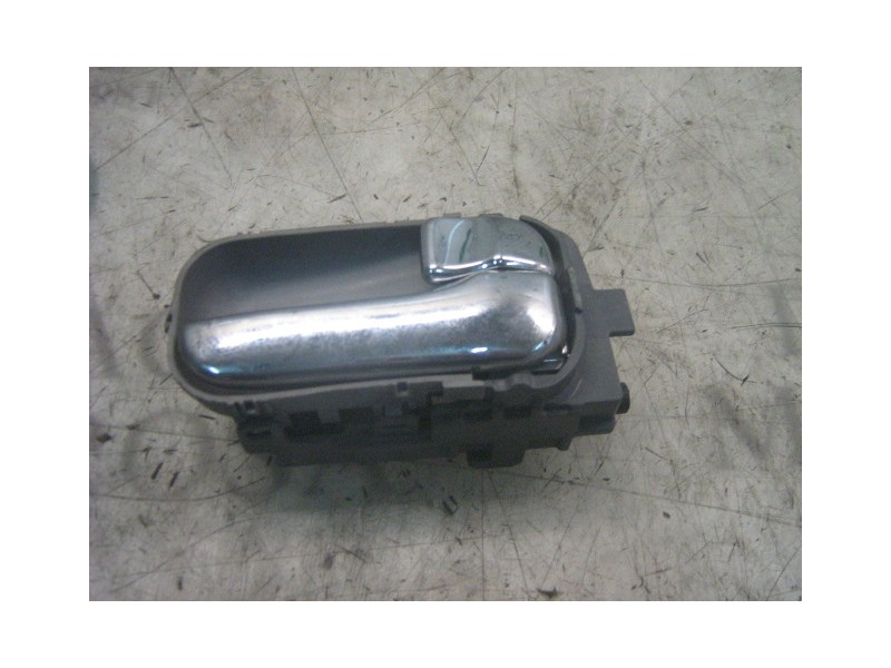 Recambio de maneta interior delantera derecha para nissan almera (n16/e) comfort referencia OEM IAM   