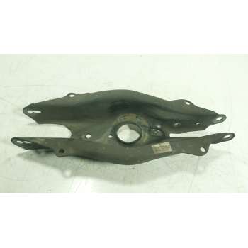 BRAZO SUSPENSION INFERIOR TRASERO DERECHO A2053522000 