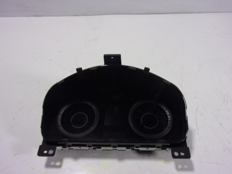 Recambio de cuadro instrumentos para ssangyong korando premium 4x2 referencia OEM IAM  8025034100 